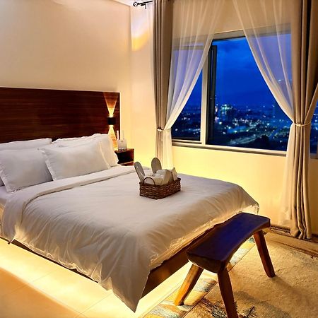 La Amore Place Pasig City Ngoại thất bức ảnh