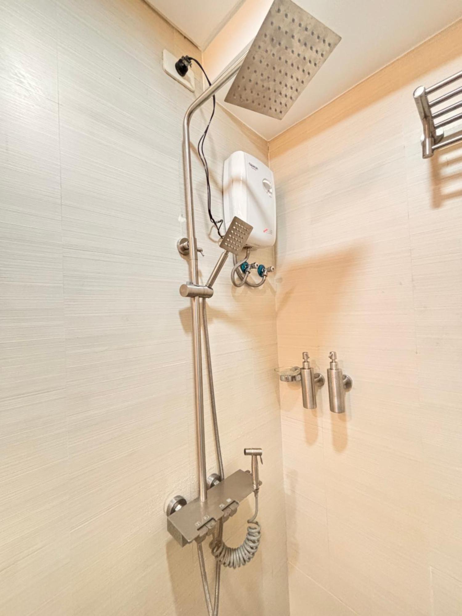 La Amore Place Pasig City Ngoại thất bức ảnh