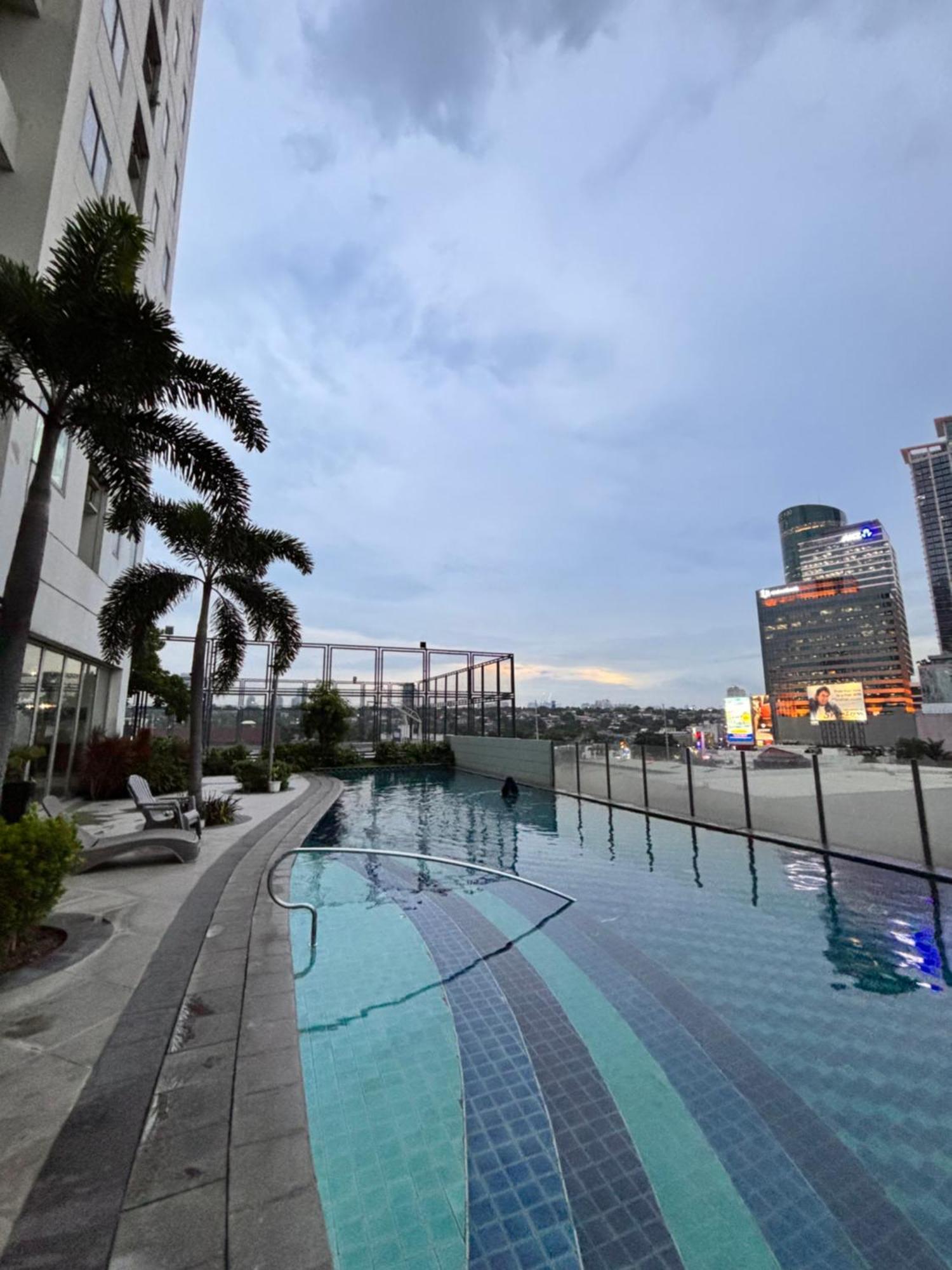La Amore Place Pasig City Ngoại thất bức ảnh